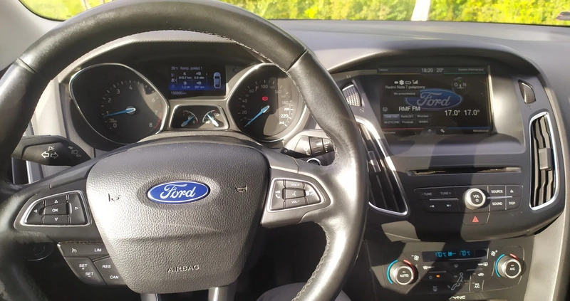 Ford Focus cena 35800 przebieg: 156800, rok produkcji 2015 z Góra małe 172